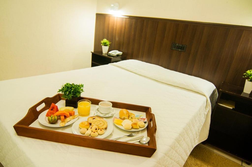 Mediterraneo Park Hotel Tres Lagoas Exterior photo