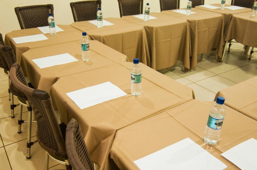 Mediterraneo Park Hotel Tres Lagoas Exterior photo